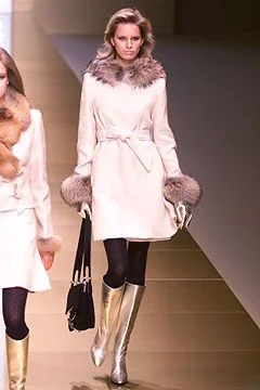Look 3